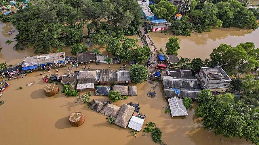 Odisha Flood: Water Level Recedes In River Subarnarekha, Many Villages Remain Inundated