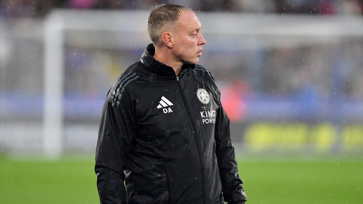 Steve Cooper watches on over Leicester City's 1-1 draw with Everton