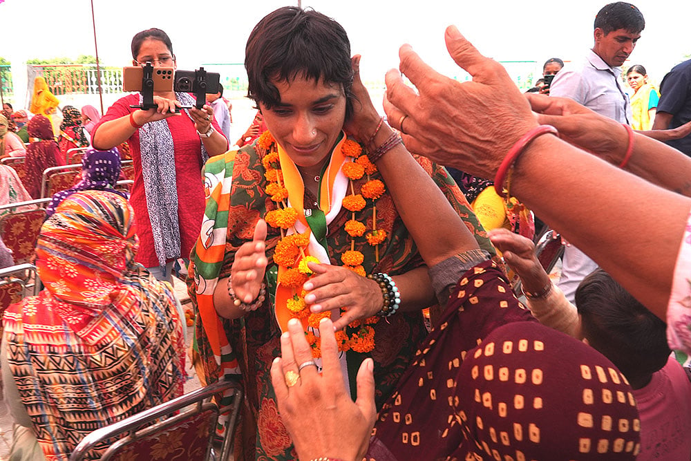Olympic Wrestler Vinesh Phogat Campaigns for 2024 Haryana polls in Julana constituency_6