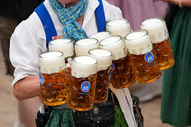 Germany 189th Oktoberfest beer festival in Munich_2