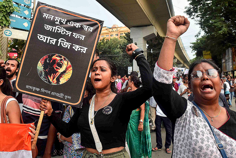 Kolkata: Junior doctors march to CBI office_4