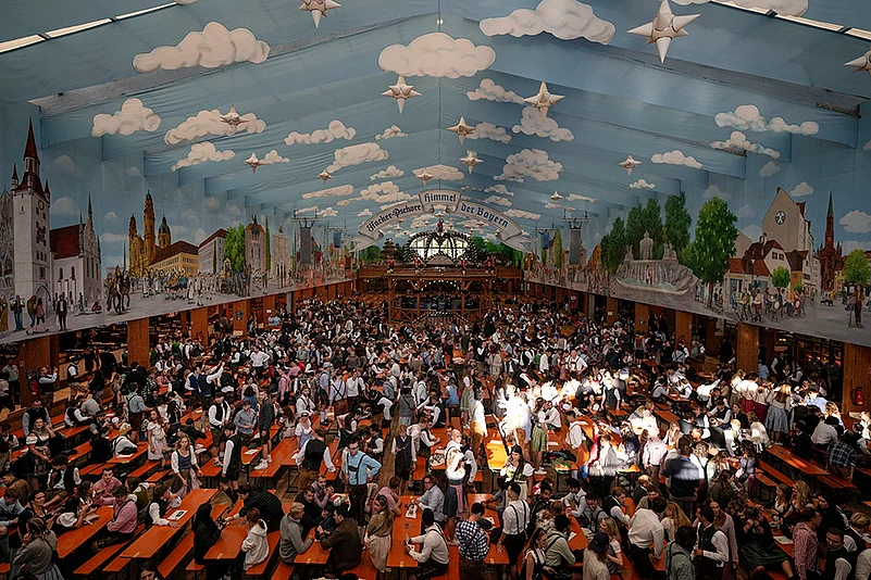 Germany 189th Oktoberfest beer festival in Munich_5