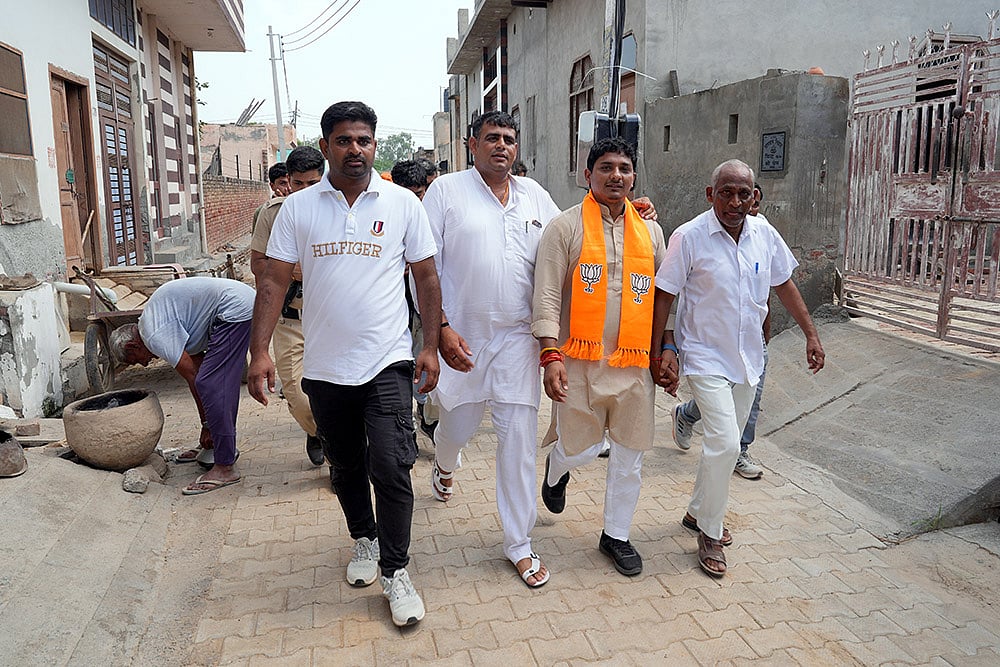 Olympic Wrestler Vinesh Phogat Campaigns for 2024 Haryana polls in Julana constituency_12