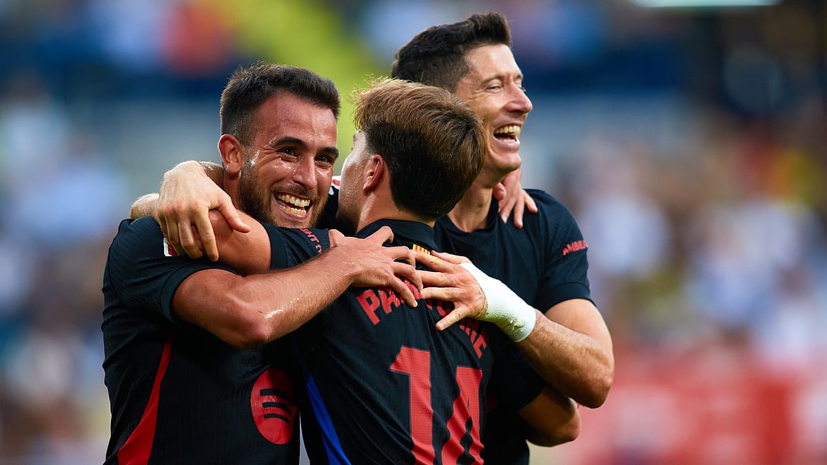 Robert Lewandowski helped Barcelona to a big win - null