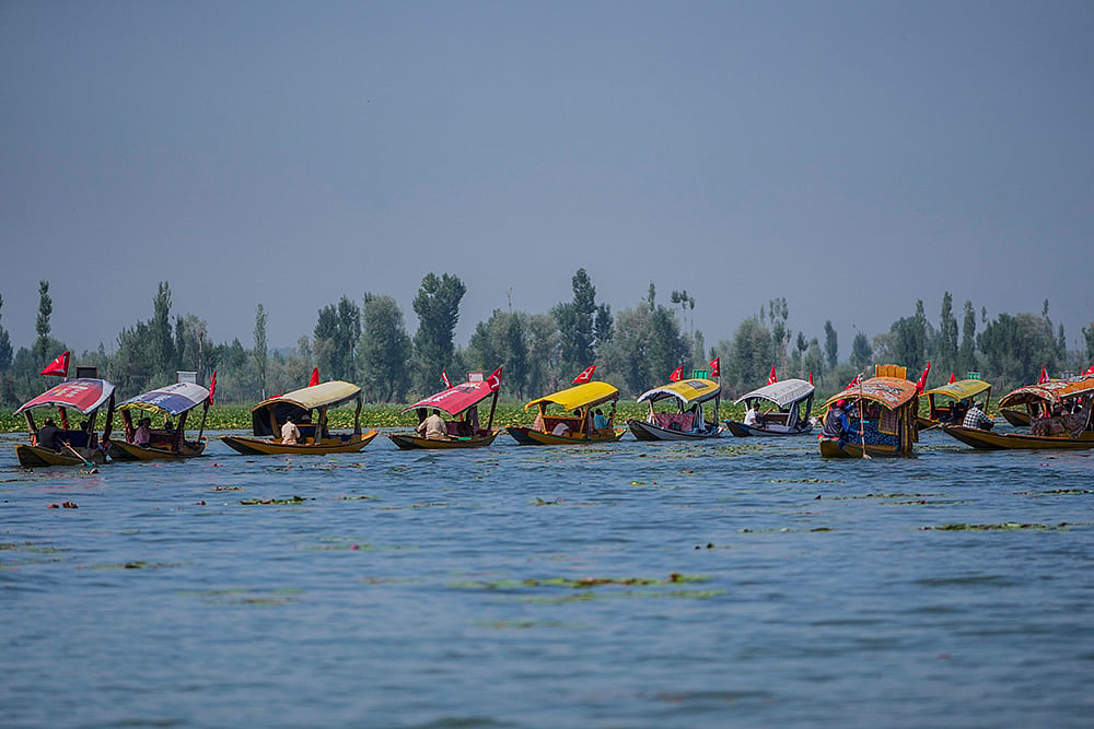 J&K Assembly Polls, NC’s Shikara Rally at Dal Lake in Srinagar_7