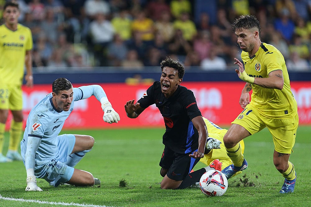 Spanish La Liga Soccer Match: Barcelona vs Villarreal