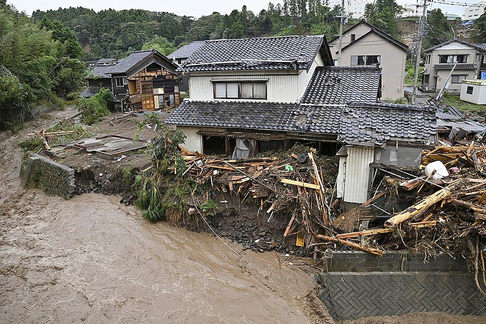 Floods and landslide in Japan after heavy rains_4
