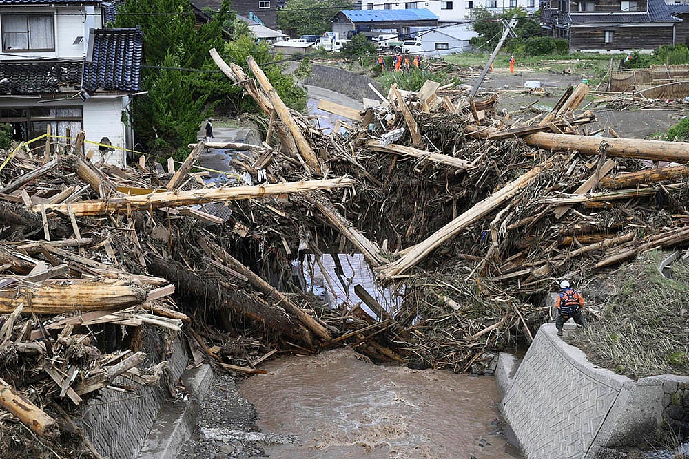 Floods and landslide in Japan after heavy rains_2