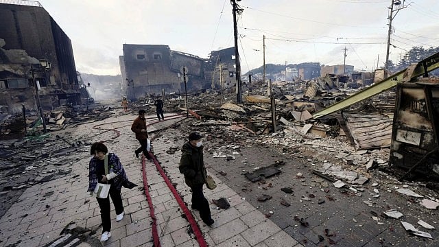 AP : Earthquake in japan