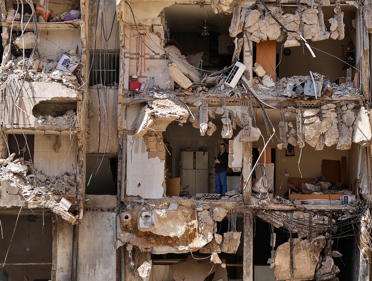 Lebanon airstrike israel war