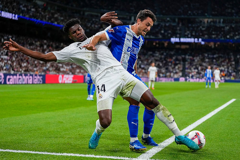 2024-25 La liga soccer Real Madrid and Alaves football photo gallery_6