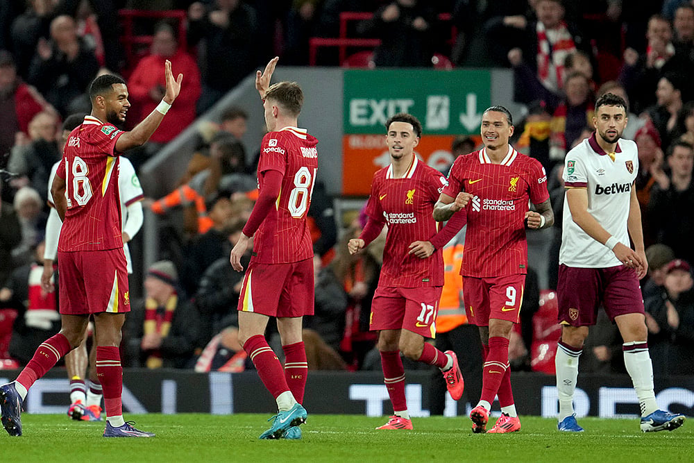 2024-25 Britain Soccer League Cup Liverpool vs West Ham United_2