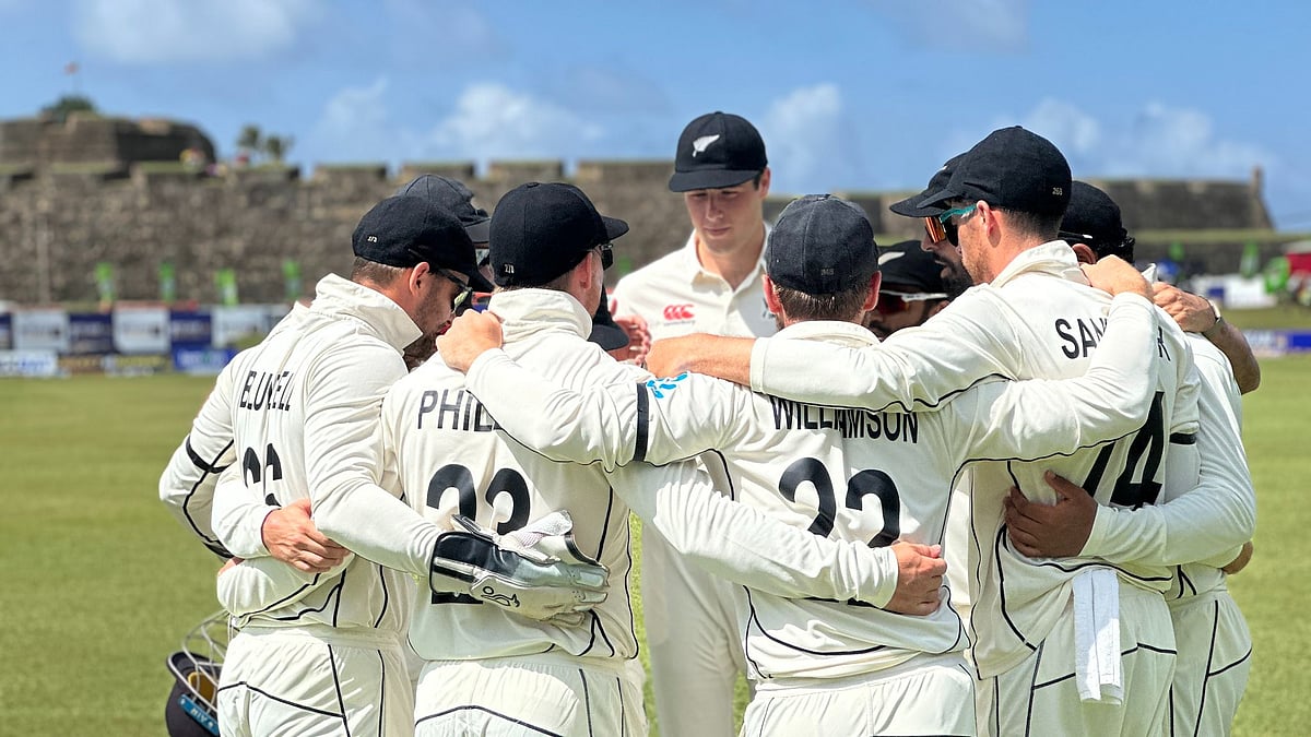 Photo: X | Blackcaps : New Zealand cricket team during the 2nd Test match against Sri Lanka at Galle.