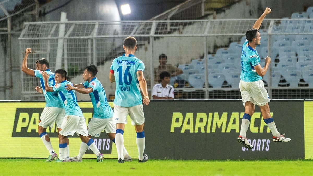 FC Goa celebrate a goal after Borja Herrera Gonzalez scored a goal against his former club. - ISL