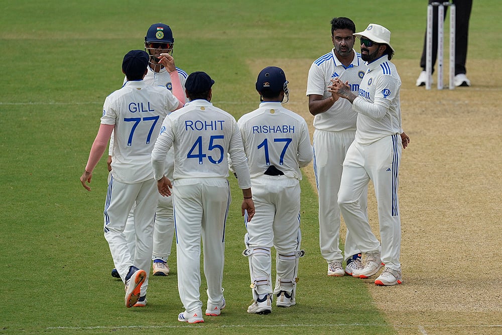 India vs Bangladesh Test Cricket 2nd Test Day 1 photo gallery_Ravichandran Ashwin
