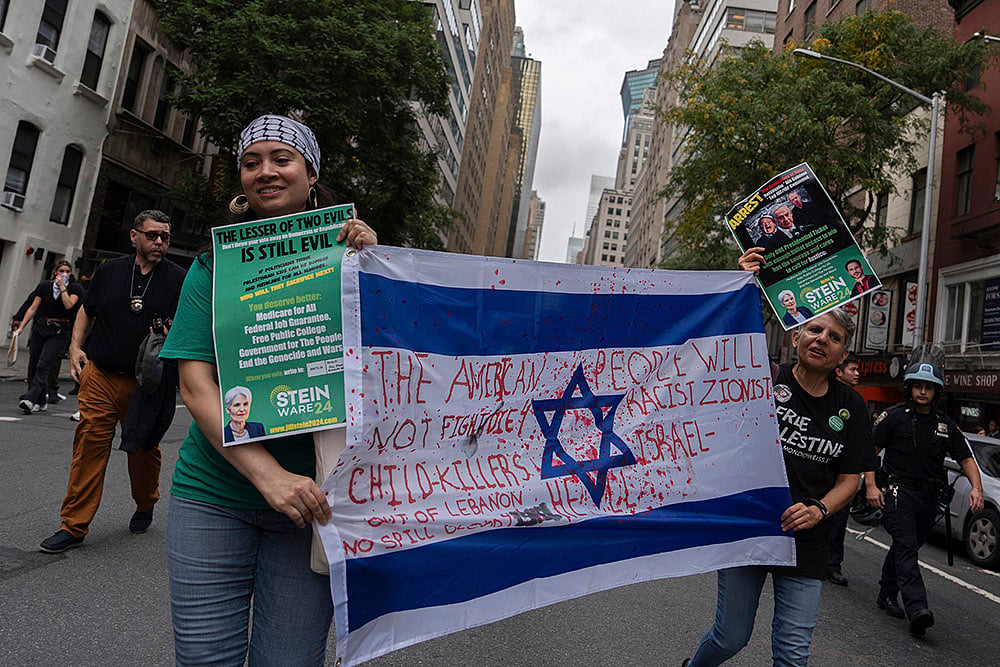 Palestinians protest against Israeli Prime Minister Benjamin Netanyahu outside UN HQ in New york_6