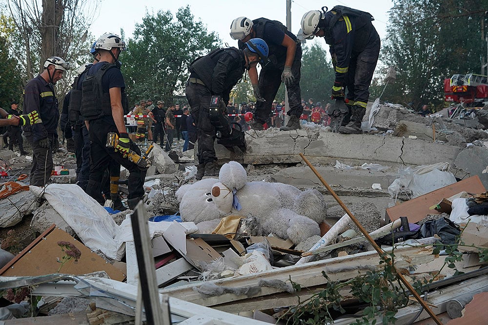 Russia Ukraine Russian attack in Kharkiv_4