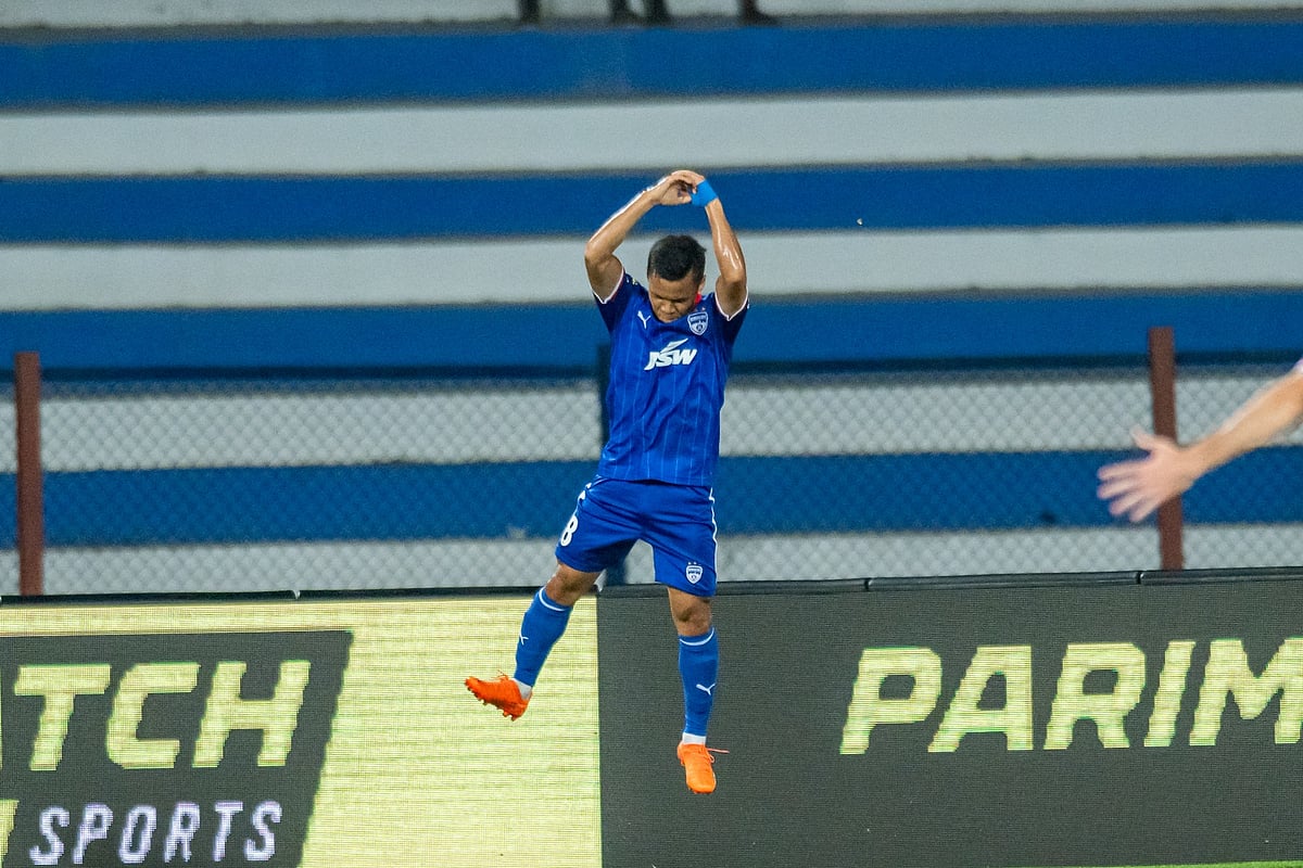 Suresh Singh does the 'SIUUUU' after doubling his side's lead.