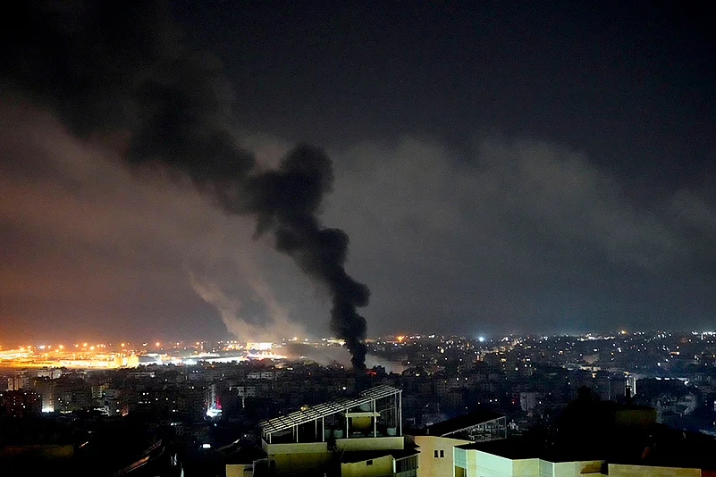 Israel Hezbollah war Israeli airstrikes in Beirut_3