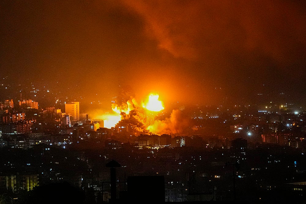 Israel Hezbollah war Israeli airstrikes in Beirut_2