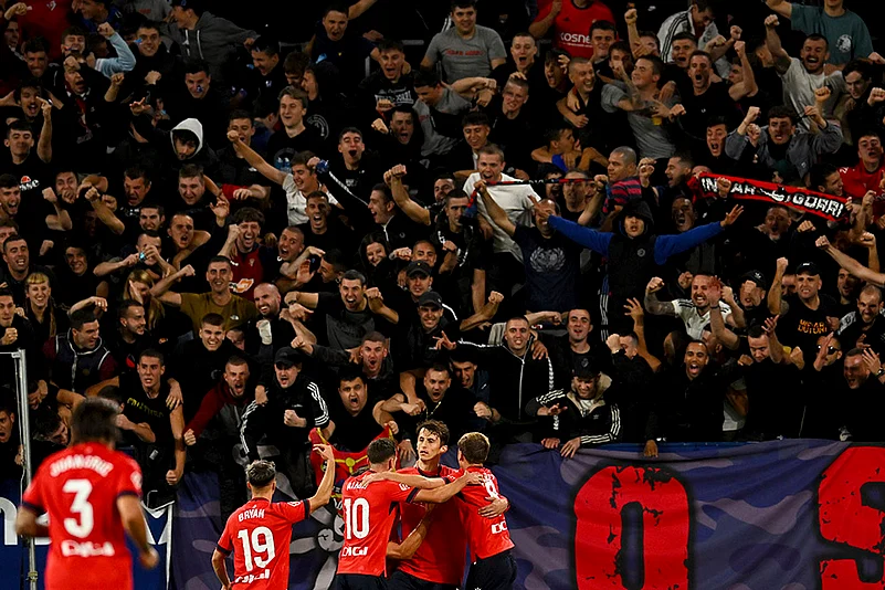 2024-25 La Liga Soccer Osasuna and Barcelona Photo gallery_3