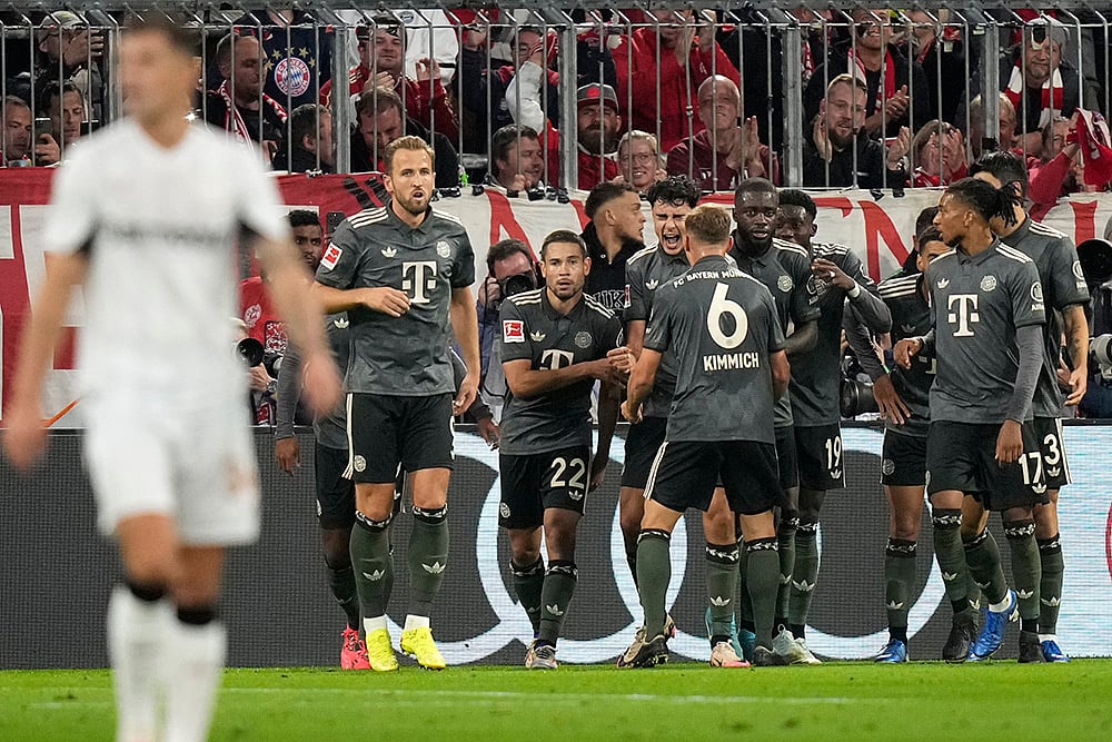 Germany Soccer Bundesliga Bayer Bayern Munich and Leverkusen Photo gallery_9