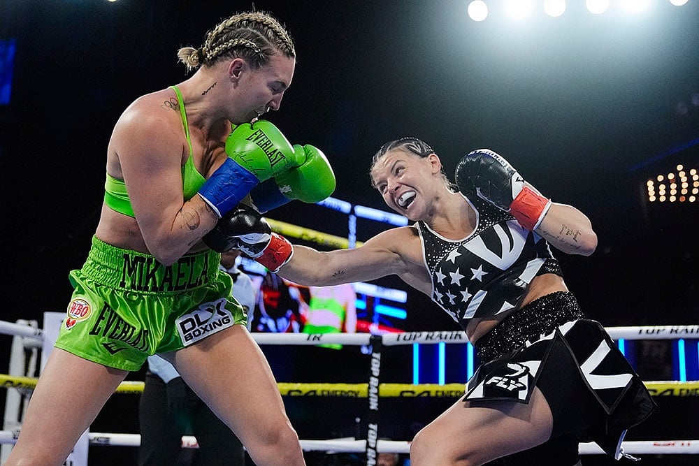 womens WBO welterweight title boxing Sandy Ryan vs Mikaela Mayer Boxing Photo gallery_4