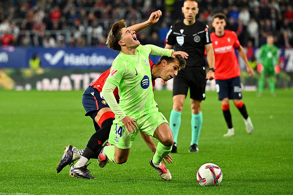 2024-25 La Liga Soccer Osasuna and Barcelona Photo gallery_7