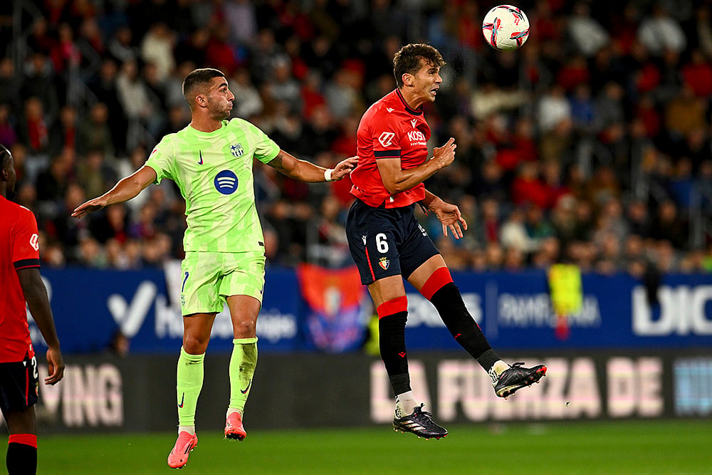 2024-25 La Liga Soccer Osasuna and Barcelona Photo gallery_5