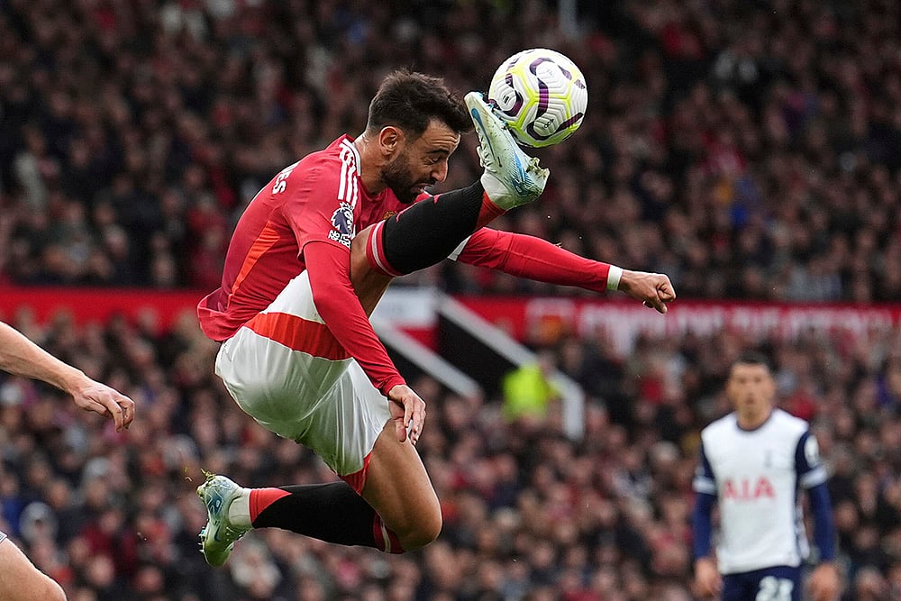 2024-25 English Premier League soccer Manchester United and Tottenham Hotspur_8