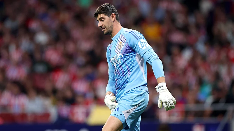 Thibaut Courtois sustained an injury during Sunday's derby draw - null
