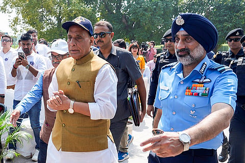 Send-off ceremony of Vayu Veer Vijeta car rally