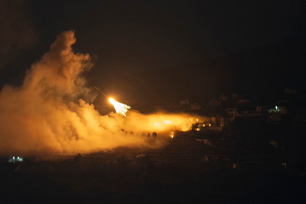 Mideast Tensions: Israeli shelling hit an area in southern Lebanon - | Photo: AP/Leo Correa