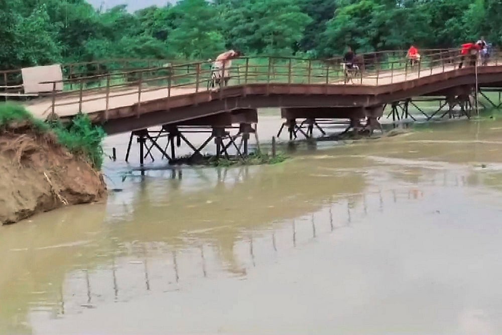Flood situation in several parts of Bihar in Pics_5