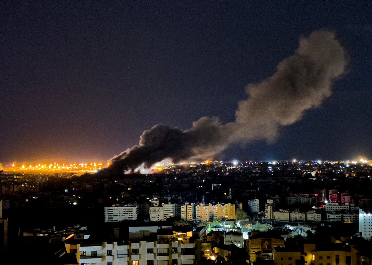 Israel lebanon iran missile attack tel aviv