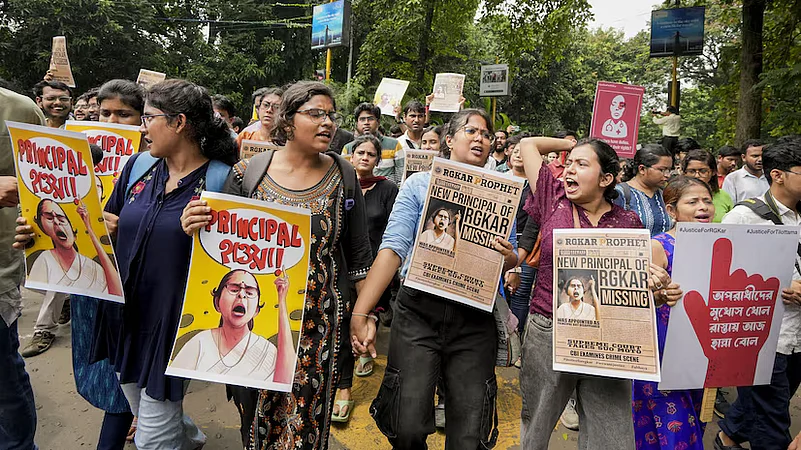 Mega rally Kolkata justice RG Kar case junior doctors