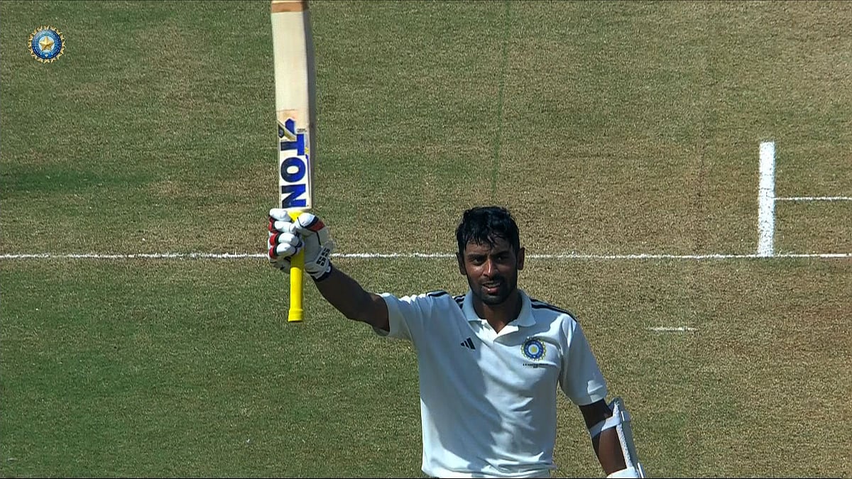 X/BCCIDomestic : Abhimanyu Easwaran.