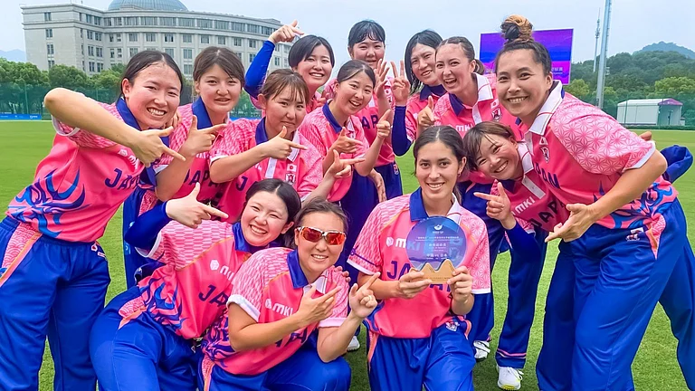 Japan's women's cricket team. - Japan cricket website