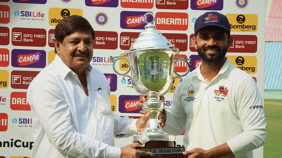 Mumbai captain Ajinkya Rahane lifts the Irani Cup trophy. - Photo: X | Mumbai Cricket Association