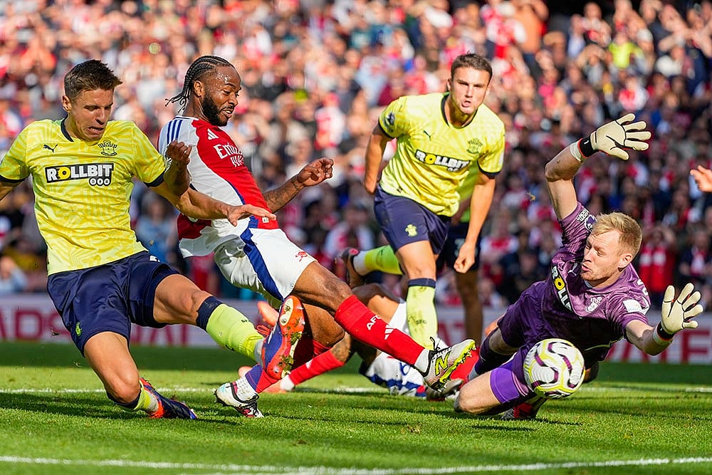 English Premier League: Arsenal vs Southampton
