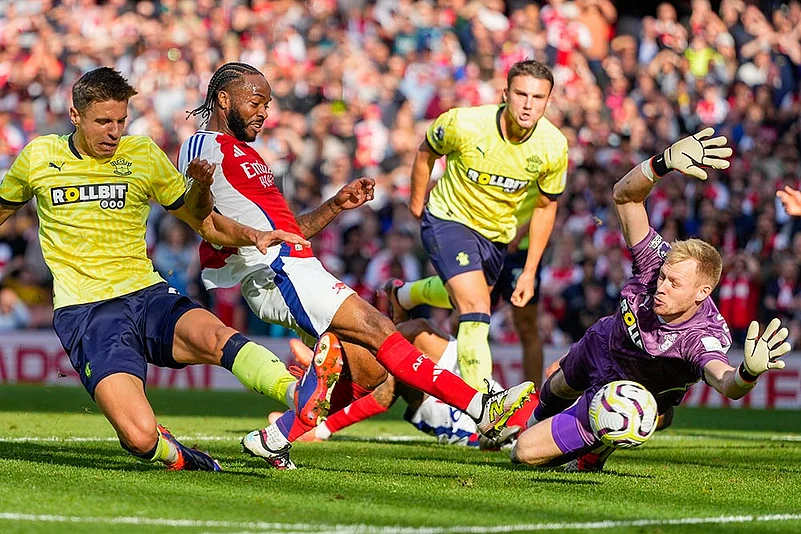 English Premier League: Arsenal vs Southampton