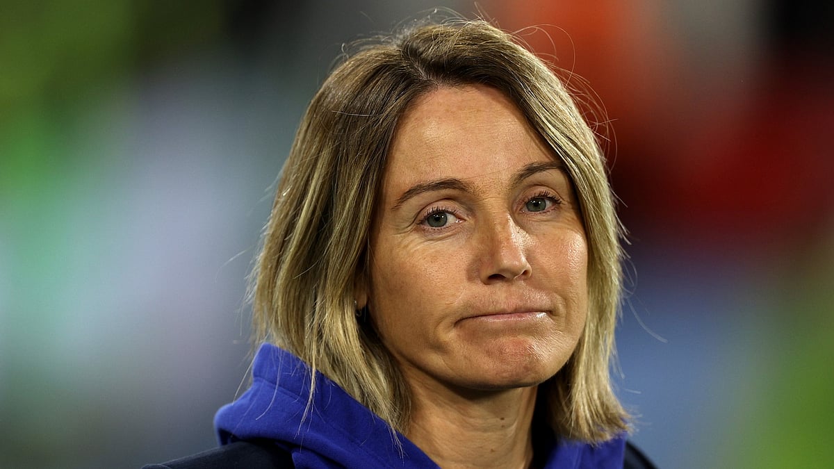Chelsea manager Sonia Bompastor - null