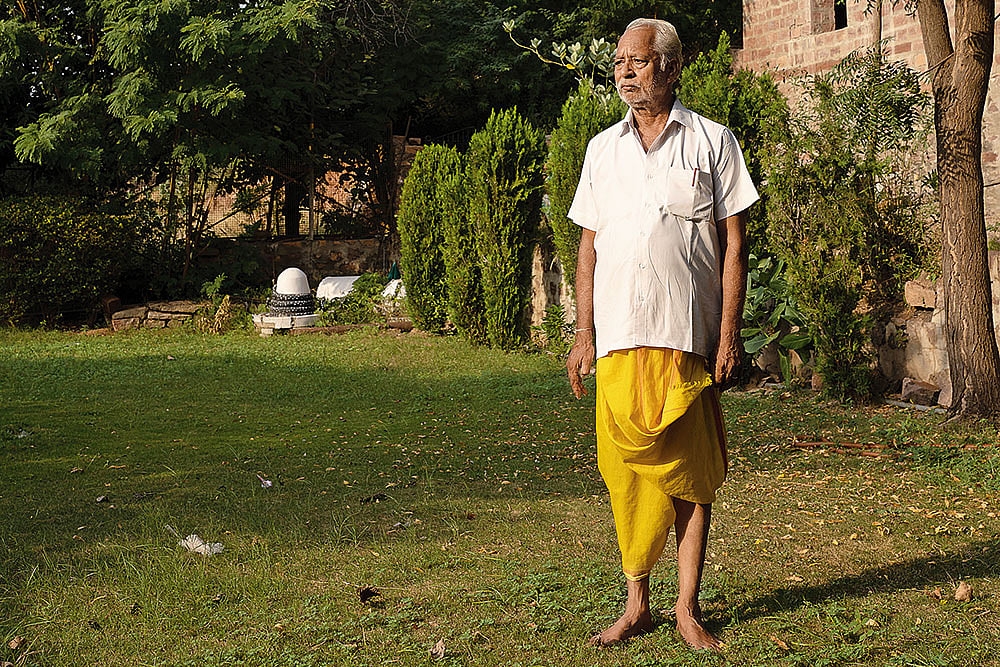 Kamlesh Kumar Dave, the priest of the Raavan temple