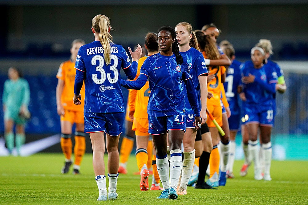 | Photo: Zac Goodwin/PA via AP : Women's Champions League: Chelsea players celebrate their win