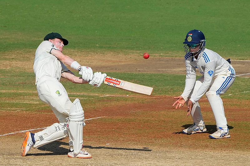 India-19 vs Australia-19: 2nd Test Day 2 photo gallery_Oliver Peake