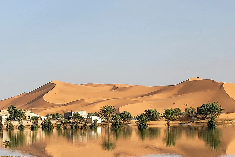 Desert Rain: Sahara Desert floods in Morocco_3