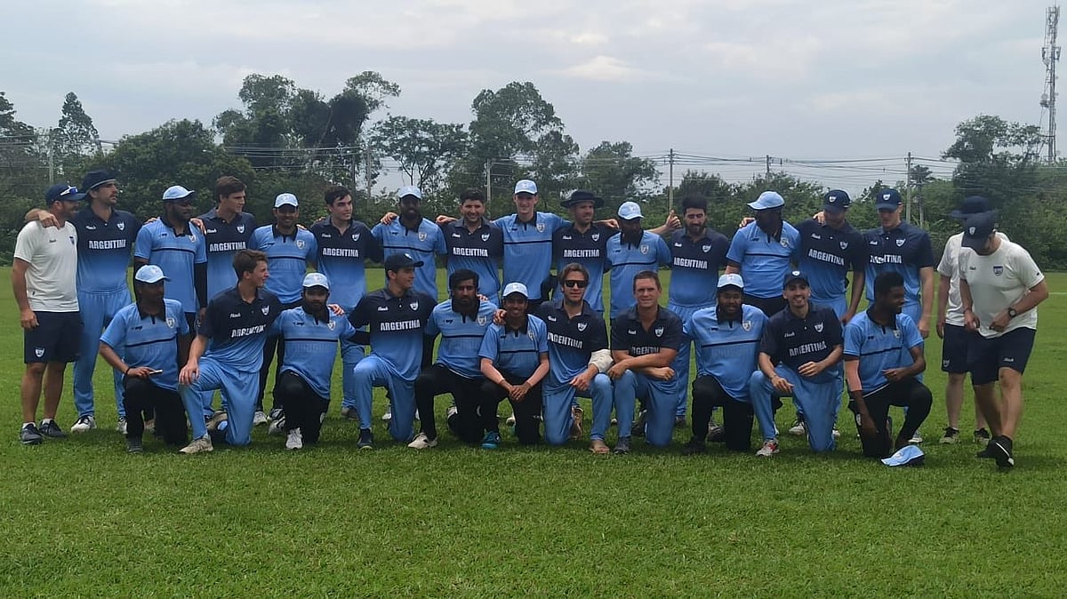 Argentina and Uruguay cricket teams. - X/@CricketUruguay
