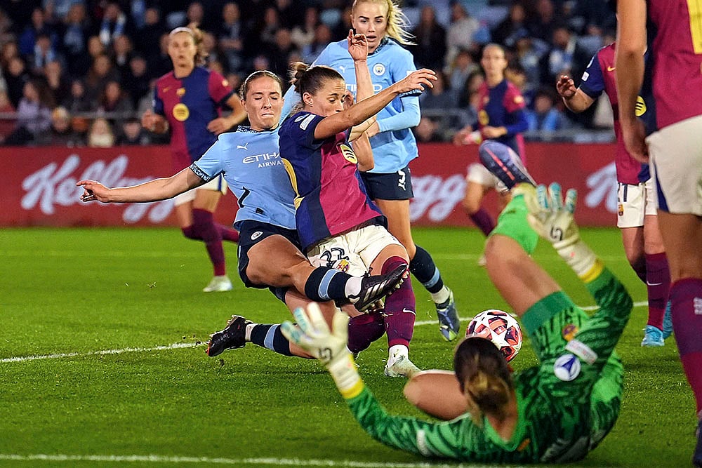 UEFA Womens Champions League Manchester City vs Barcelona photo gallery_Naomi Layzell