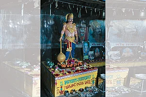 Photo: Rajendra Harshwardhan : In the Name of Raavan: An idol of Raavan placed inside the ghotul at Kamalpur village in Aheri taluka of Gadchiroli
