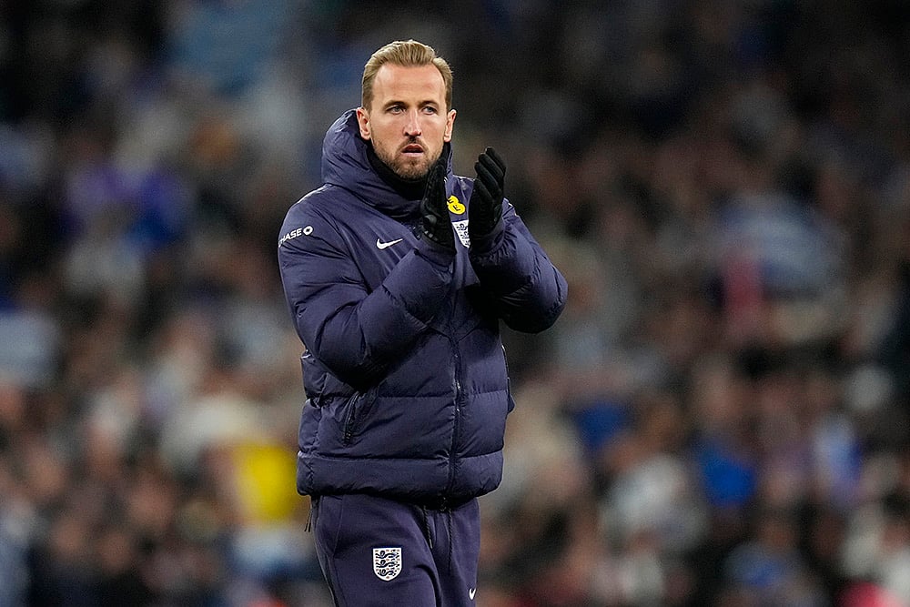 Nations League Soccer: England's Harry Kane applauds to fans after the Group F soccer match  - | Photo: AP/Kirsty Wigglesworth